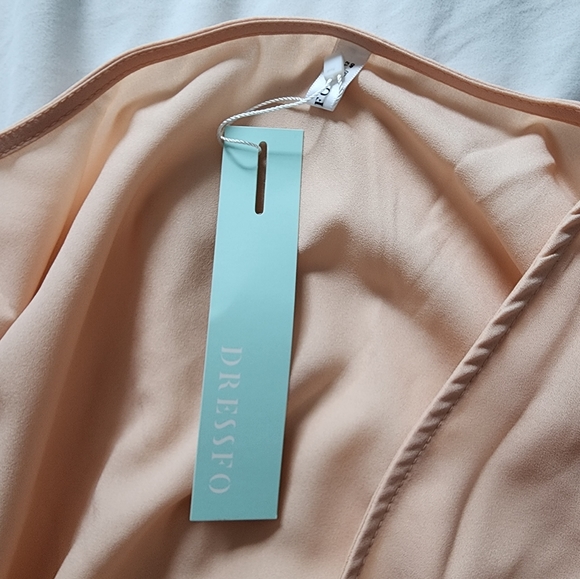 NWT Light Peach Dress - Picture 4 of 5